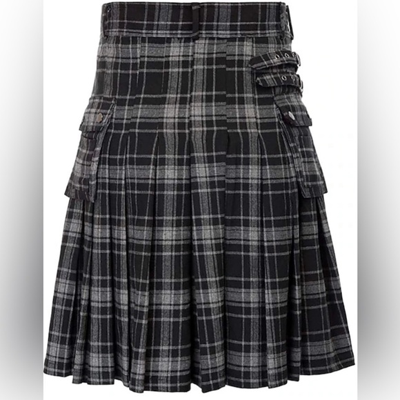 NWOT TRADITIONAL TARTAN KILT BLACK/GRAY. BELT LOOPS, SNAPS ON BOTH SIDES. - Picture 2 of 12